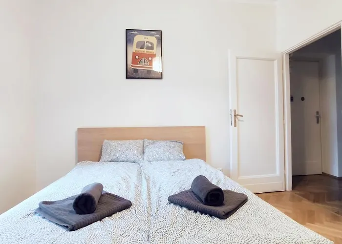 Barska 21 By Homeprime Apartment